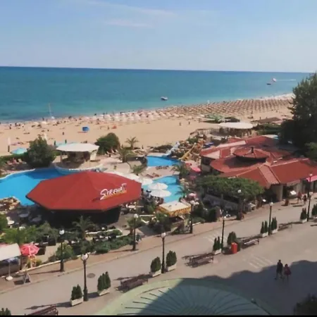 Sirena First Line Apartament