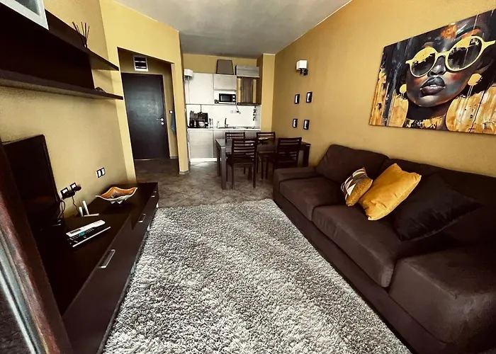 Sirena First Line * غولدن ساندز